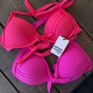 Two super cute retro style bikini tops 👙